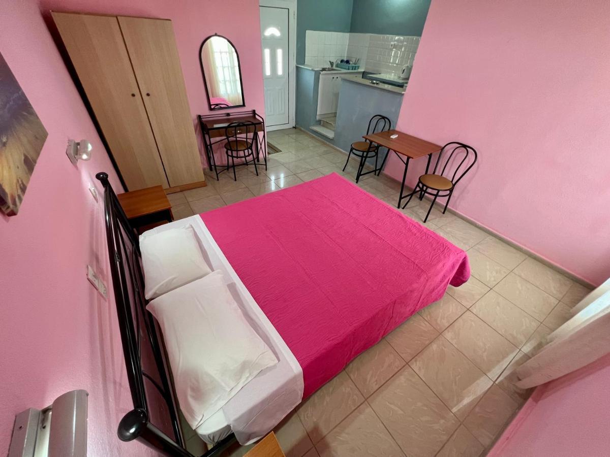Elena Pool Aparthotel Agios Georgios  Exterior photo